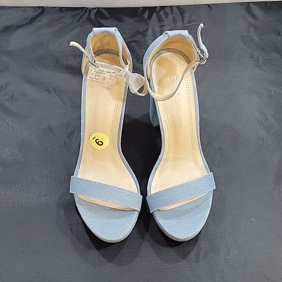 BRAND NEW WILD DIVA LOUNGS BLOCK HIGH HEEL STILETTOS SANDAL - Picture 3 of 15